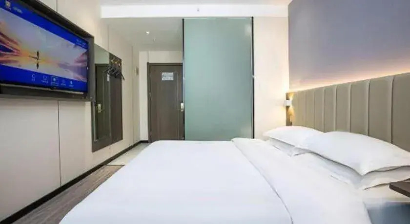 Bed in 7 Days Inn Luoyang Railway Station Wangcheng Avenue Bed in 7 Days Inn Luoyang Railway Station Wangcheng Avenue