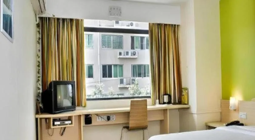 Bed in 7 Days Inn Shangqiu Xiayi Kongzu Avenue