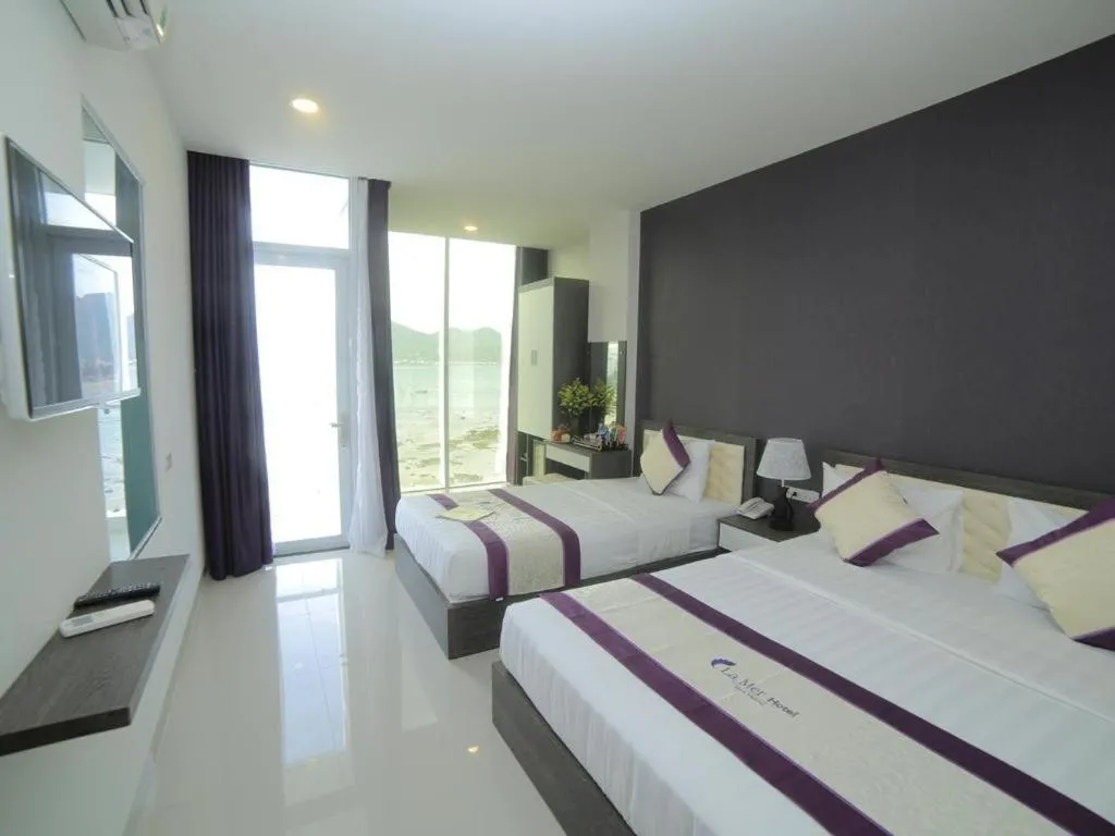 Bed in La Mer Hotel Nha Trang