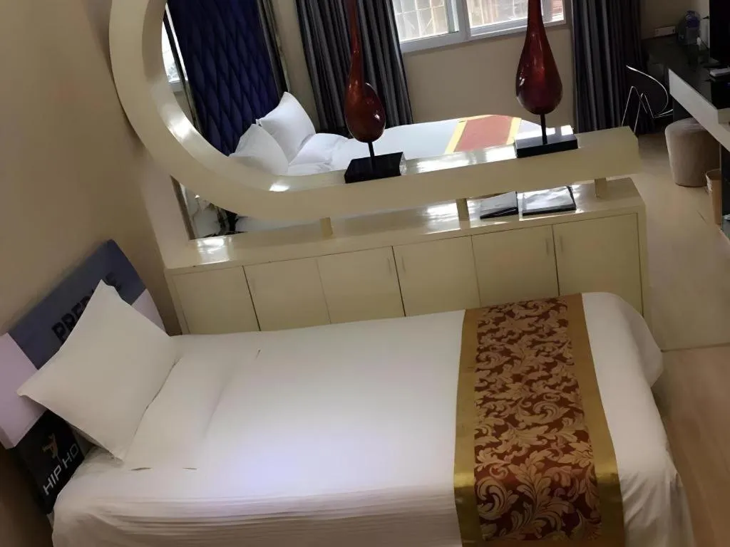 Bed in GreenTree Alliance Ningbo Metro South Changshou Road Branch