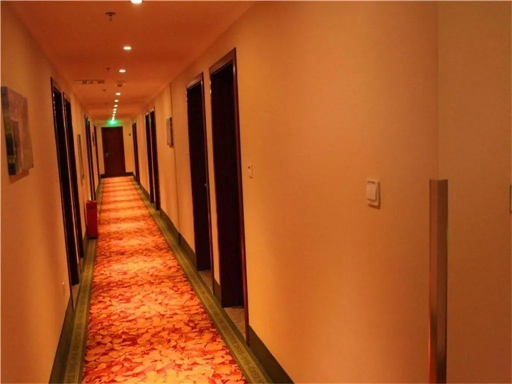 GreenTree Inn Liaoning Shenyang Tiexi Yunfeng Street Express Hotel