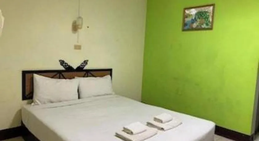 Bed in Ruen View Resort