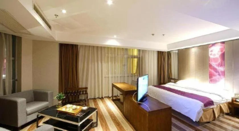 Bed in GreenTree Inn Fujian Fuzhou Software Park River View Business Hotel