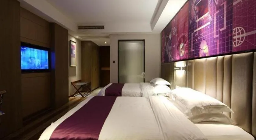 Bed in GreenTree Inn Fujian Fuzhou Software Park River View Business Hotel