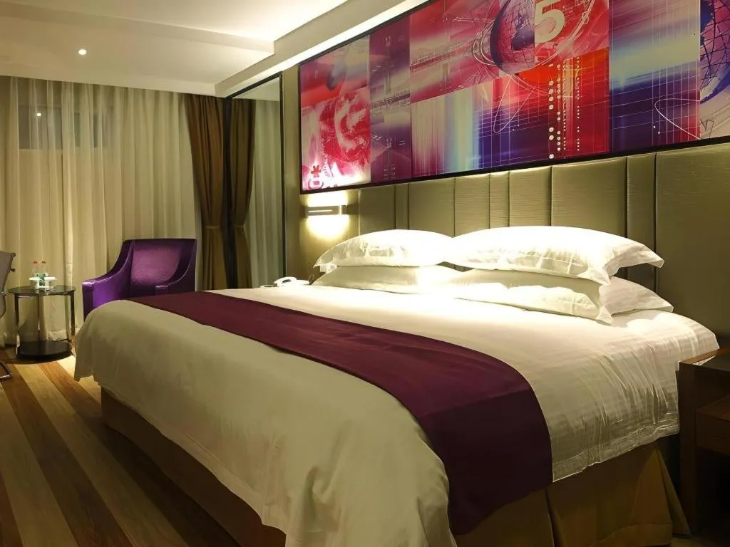 Bed in GreenTree Inn Fujian Fuzhou Software Park River View Business Hotel