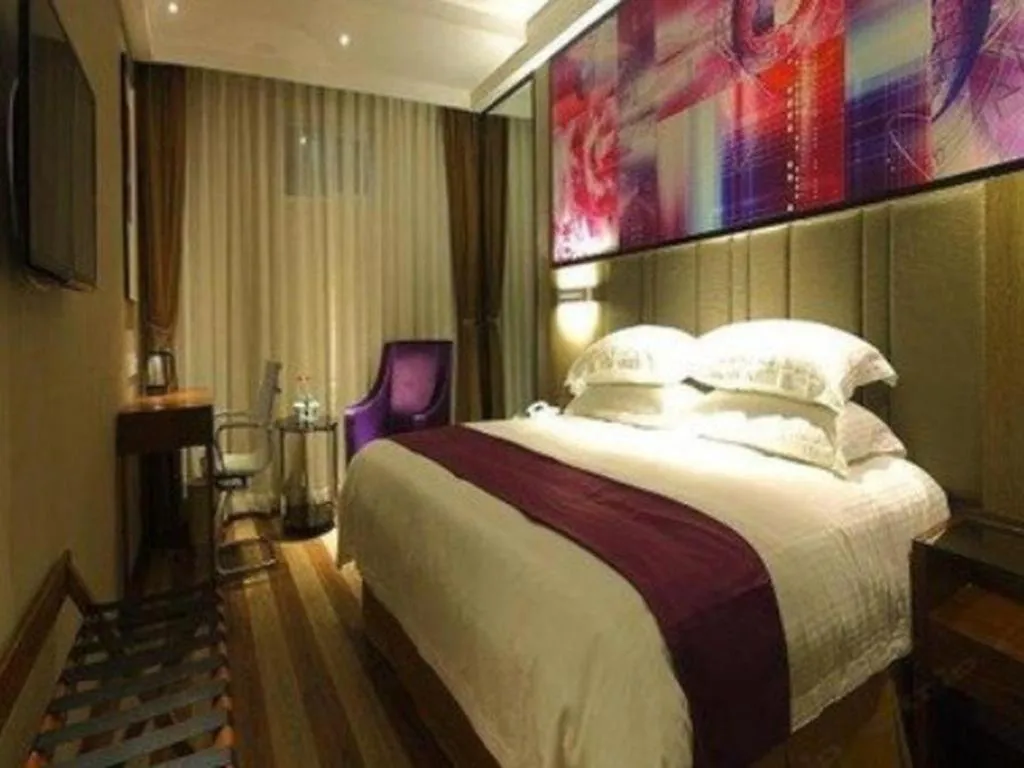 Bed in GreenTree Inn Fujian Fuzhou Software Park River View Business Hotel
