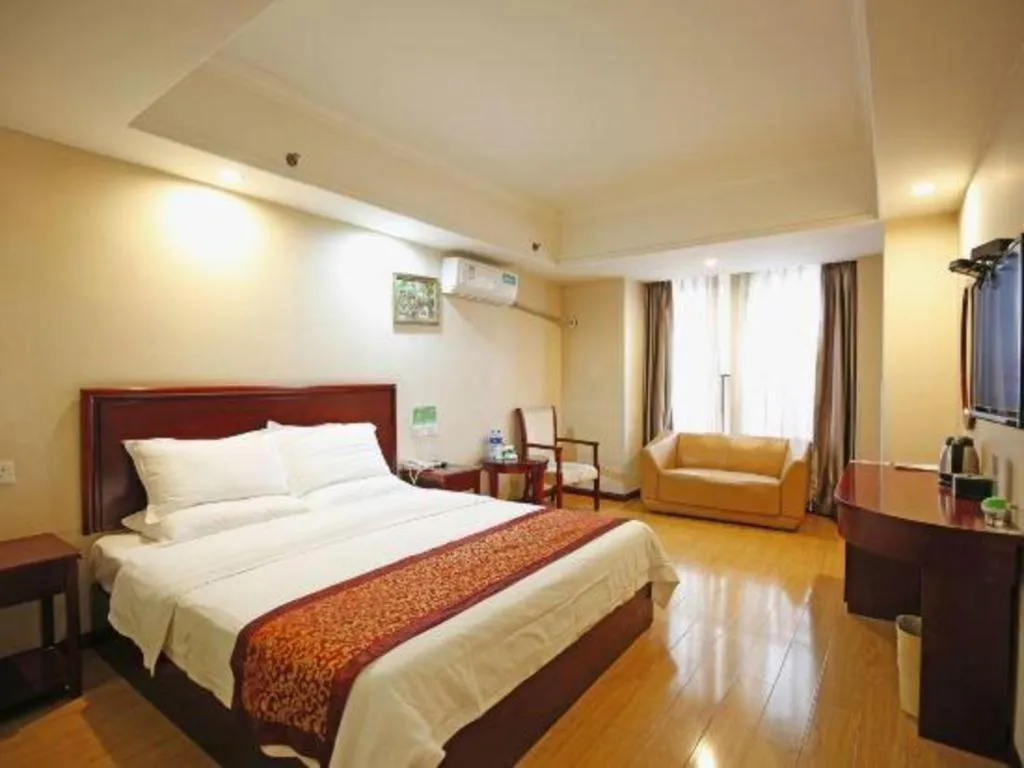 Bed in GreenTree Inn Chengdu North Railway Station Beichengtianjie Business Hotel