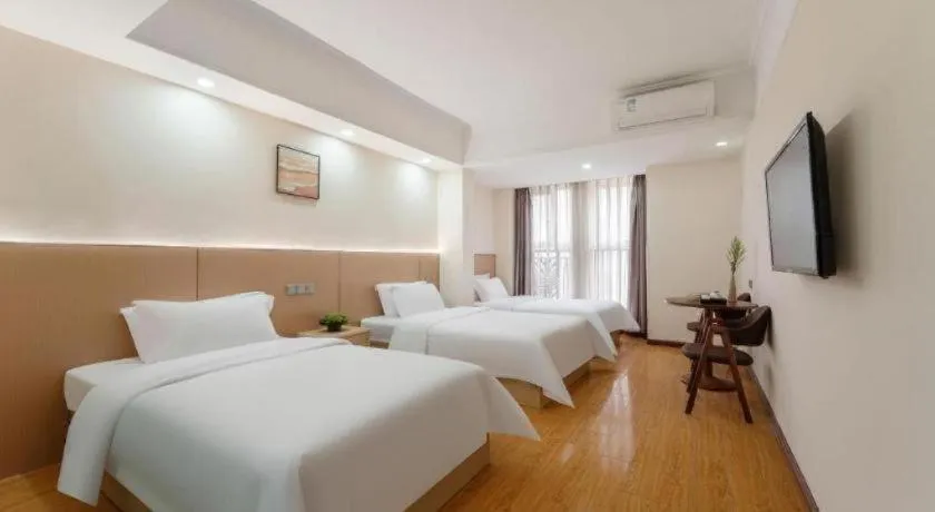 Bed in GreenTree Inn Chengdu North Railway Station Beichengtianjie Business Hotel