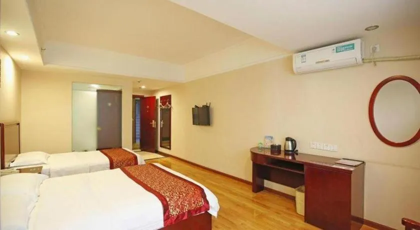 Bed in GreenTree Inn Chengdu North Railway Station Beichengtianjie Business Hotel