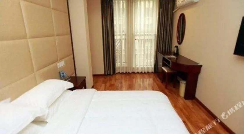 Bed in GreenTree Inn Chengdu North Railway Station Beichengtianjie Business Hotel