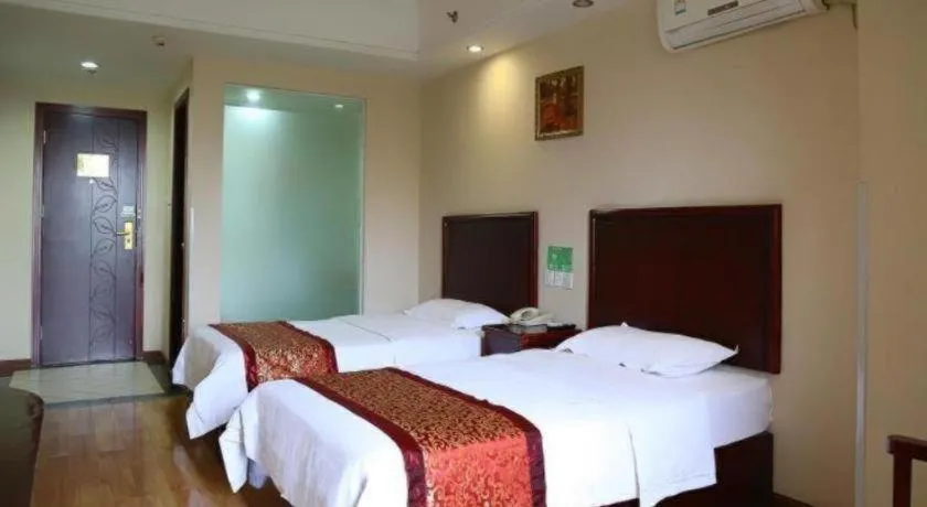 Bed in GreenTree Inn Chengdu North Railway Station Beichengtianjie Business Hotel