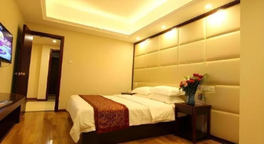 Bed in GreenTree Inn Chengdu North Railway Station Beichengtianjie Business Hotel