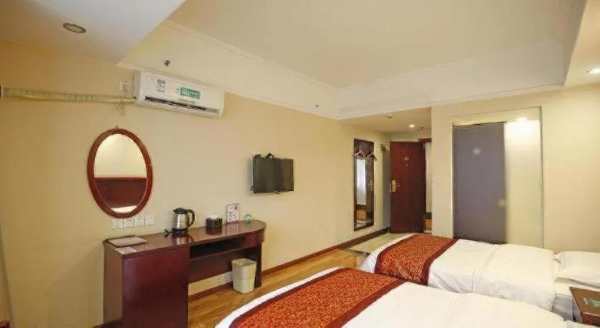 Bed in GreenTree Inn Chengdu North Railway Station Beichengtianjie Business Hotel