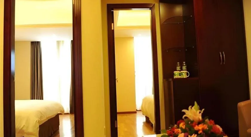 Bed in GreenTree Inn Chengdu North Railway Station Beichengtianjie Business Hotel