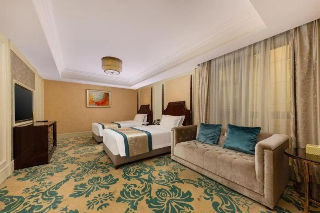 Lake Piedmont International Hotel