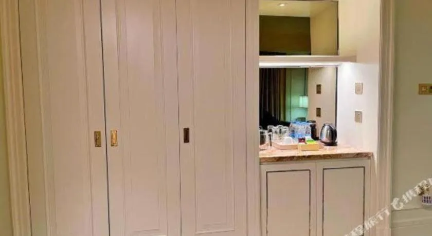 Lake Piedmont International Hotel