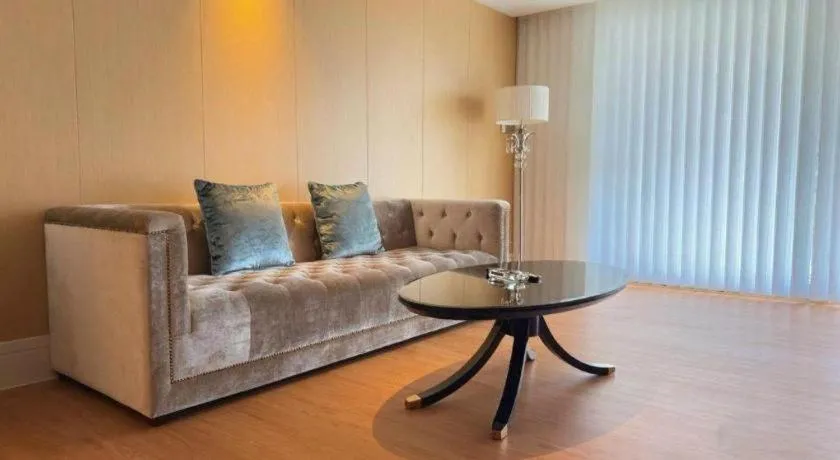 Lake Piedmont International Hotel