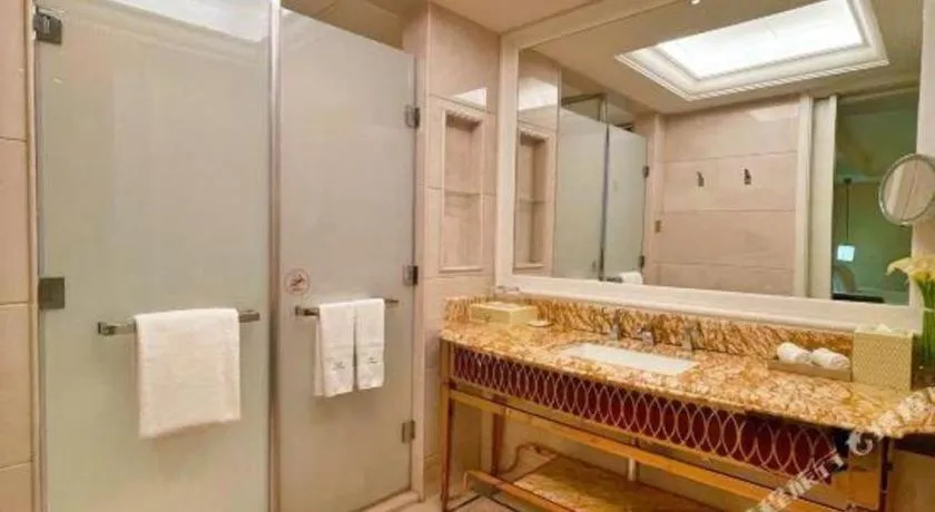 Lake Piedmont International Hotel