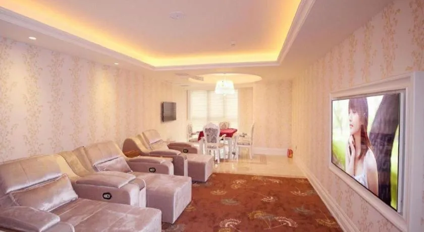 Lake Piedmont International Hotel