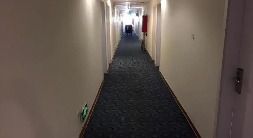 7 Days Inn Qingdao Shandong Road Zhenning Overpass Branch