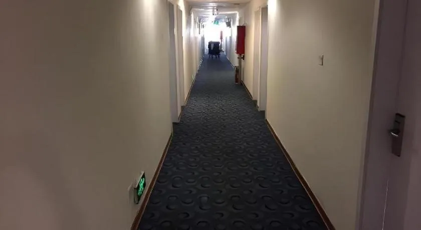 7 Days Inn Qingdao Shandong Road Zhenning Overpass Branch