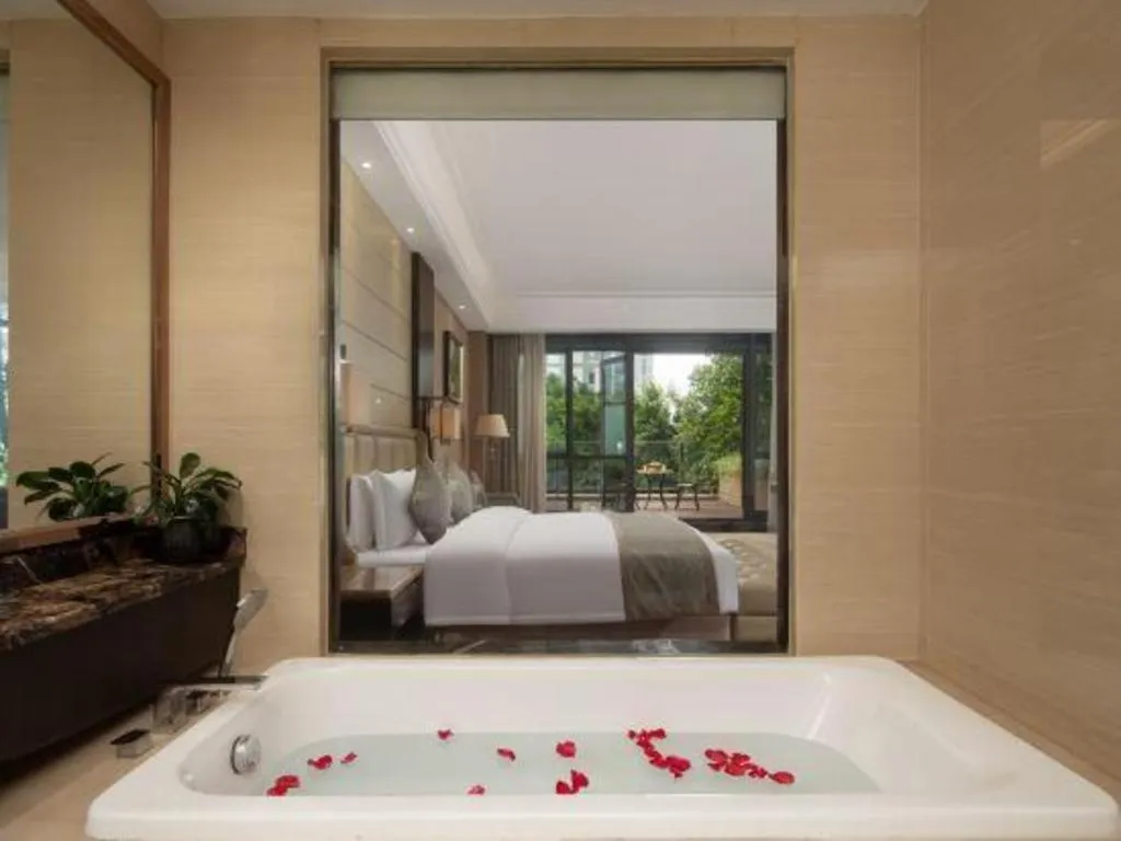 Bed in Howard Johnson Zunyue Hotel Chengdu