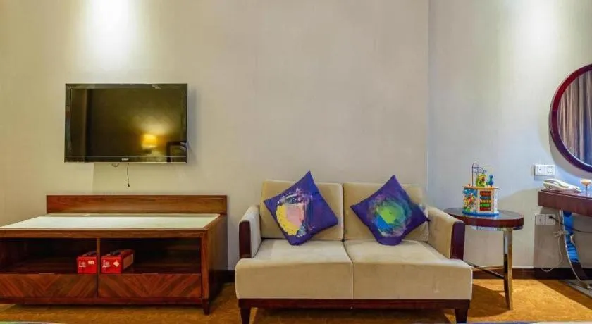 Bed in Country Garden Phoenix Hotel Maoming