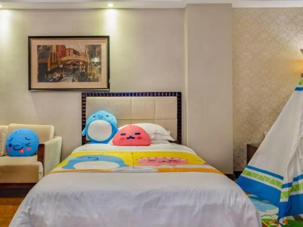 Bed in Country Garden Phoenix Hotel Maoming