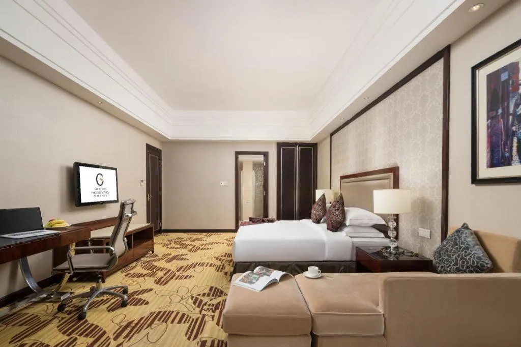 Bed in Country Garden Phoenix Hotel Maoming