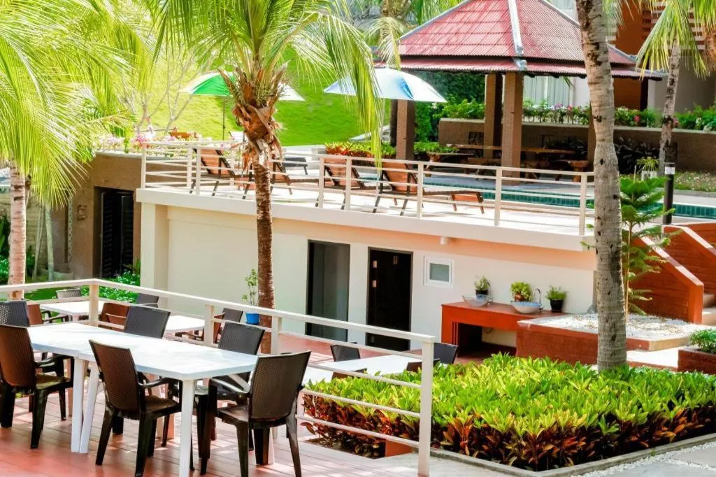 Royal Lee Resort and Spa