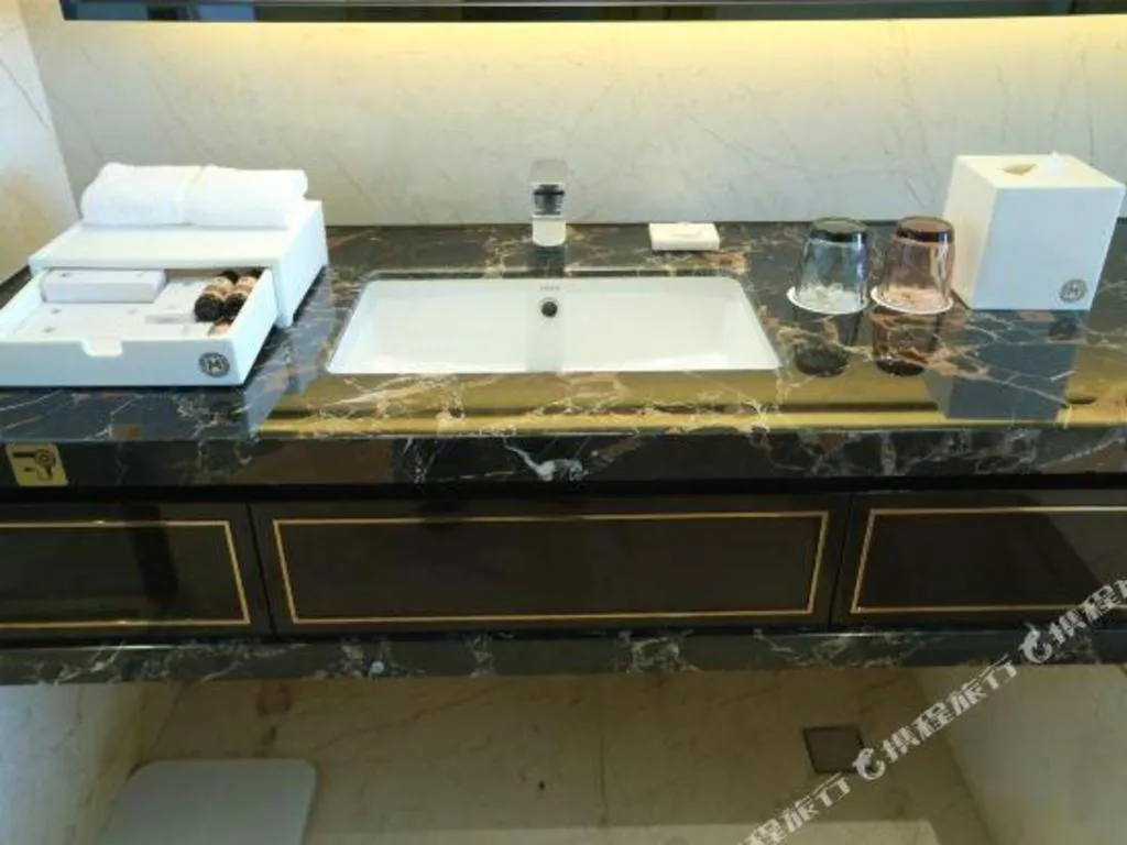 Ming Du Lakeside Hotel Nanning