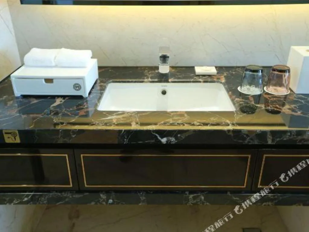 Ming Du Lakeside Hotel Nanning