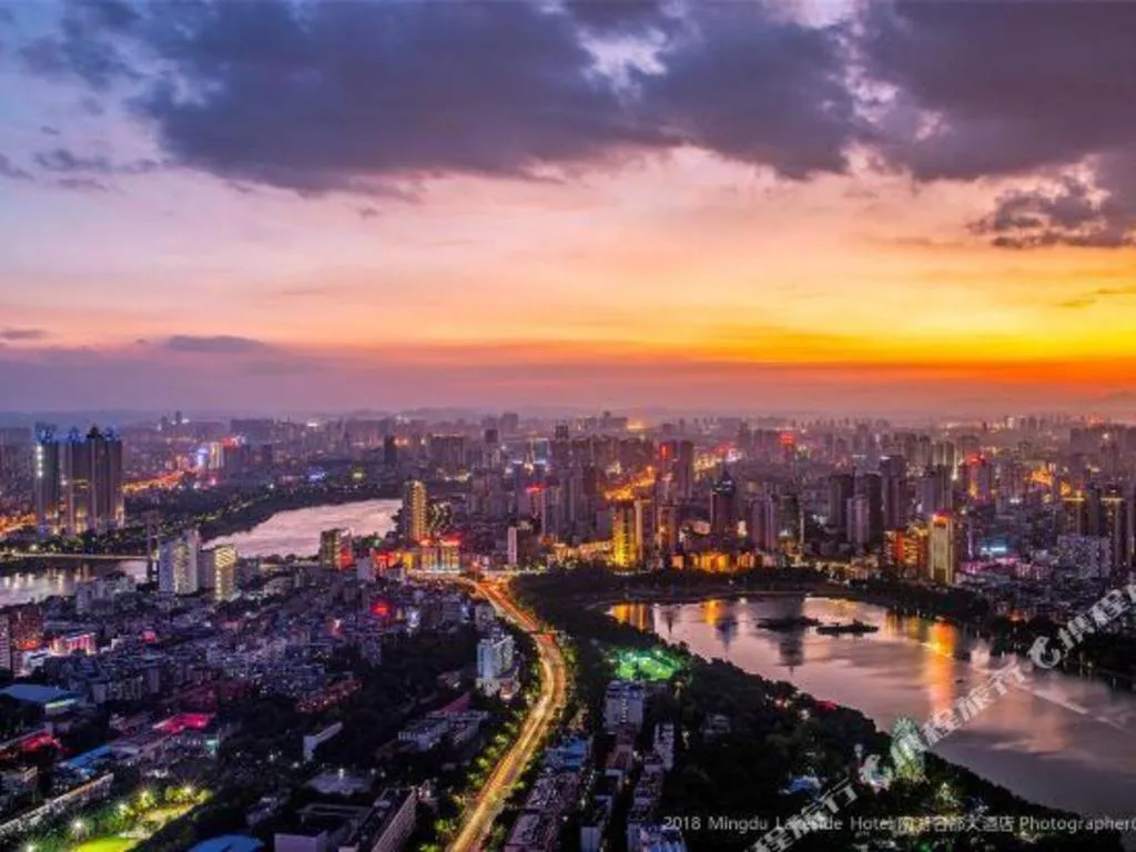 Ming Du Lakeside Hotel Nanning