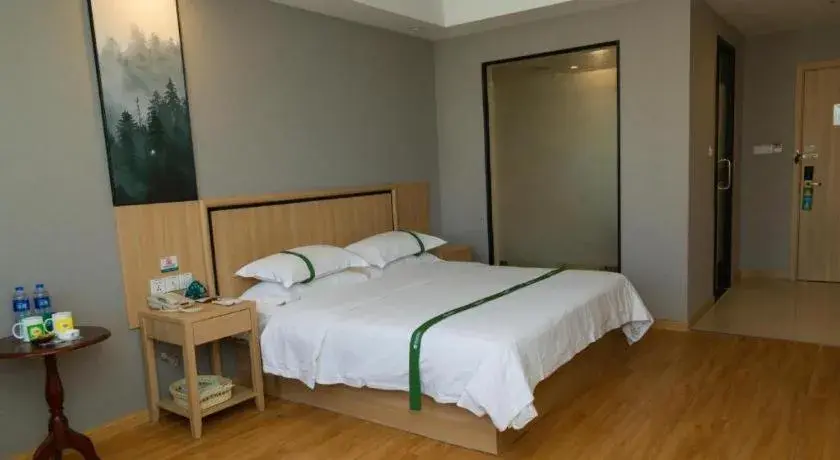 Bed in GreenTree Inn Jiansu Nantong Tongzhouwan Huanghe Road Business Hotel Bed in GreenTree Inn Jiansu Nantong Tongzhouwan Huanghe Road Business Hotel