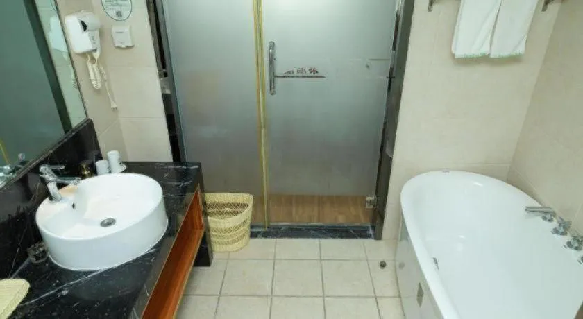 GreenTree Inn Jiansu Nantong Tongzhouwan Huanghe Road Business Hotel