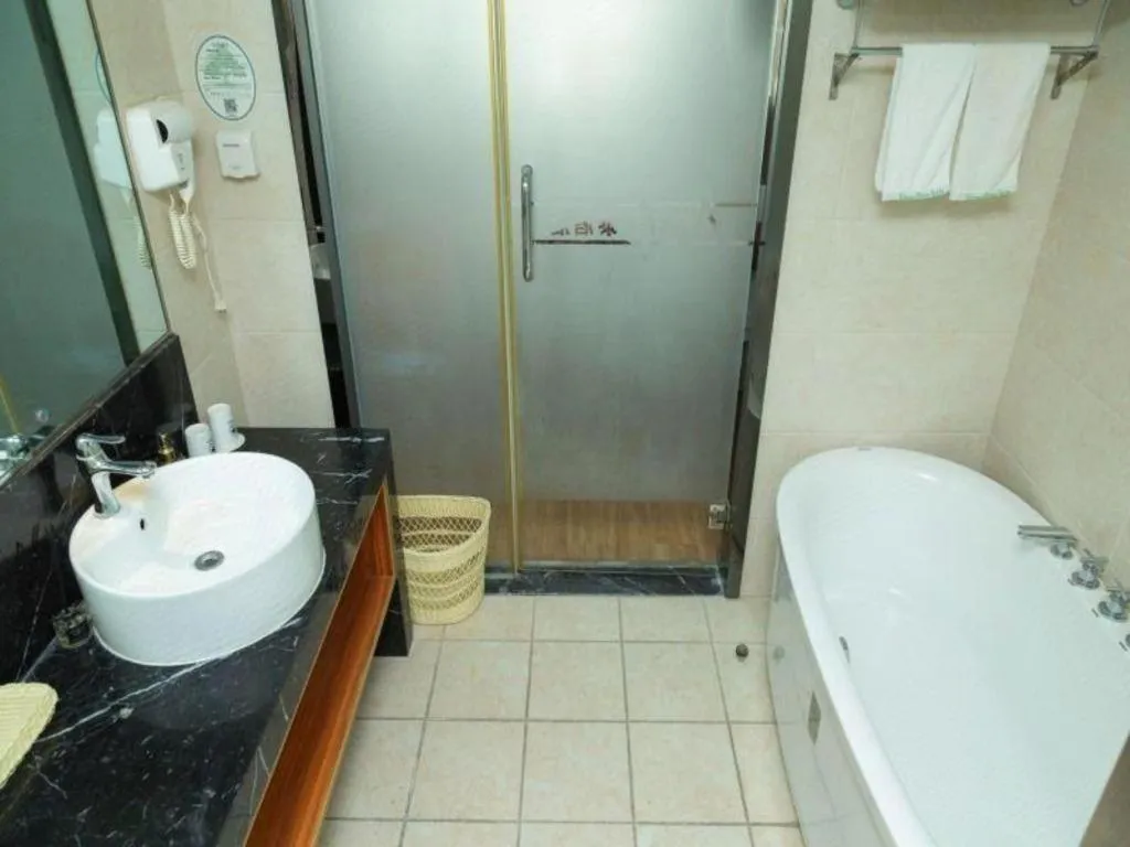 GreenTree Inn Jiansu Nantong Tongzhouwan Huanghe Road Business Hotel