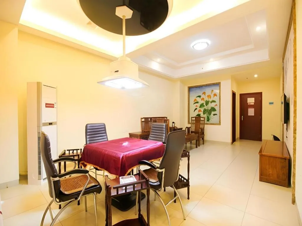 Qionghai Jin Mao Hotel