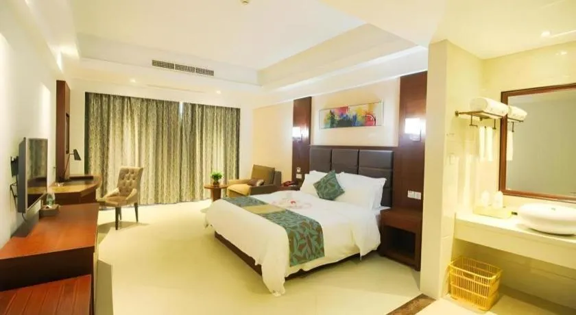 Bed in Qionghai Jin Mao Hotel