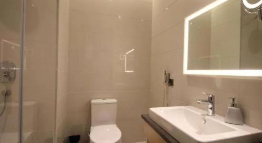 Harbin Ju Jian Hotel