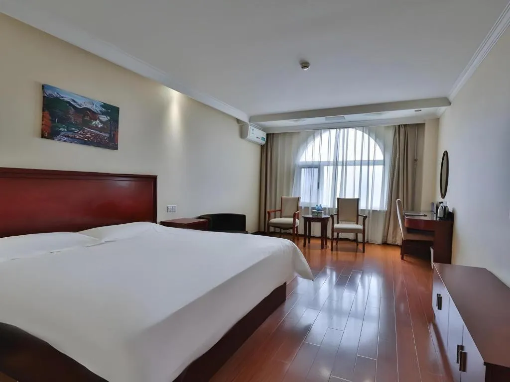 Bed in GreenTree Inn Beijing Daxing Xingye Street Liyuan Business Hotel