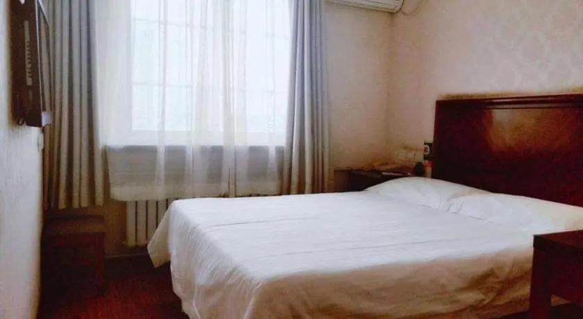 Bed in GreenTree Inn Beijing Daxing Xingye Street Liyuan Business Hotel