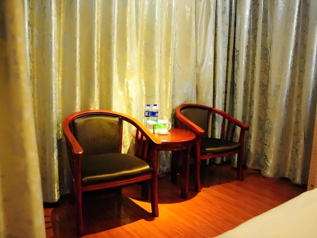 GreenTree Inn Ganzhou Sankang Temple DaRunFa Express Hotel