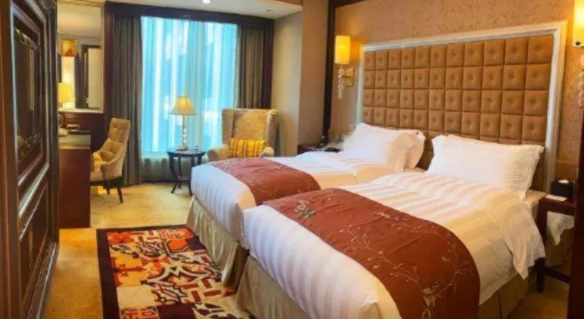 Bed in Shenyang Royal Wan Xin Hotel