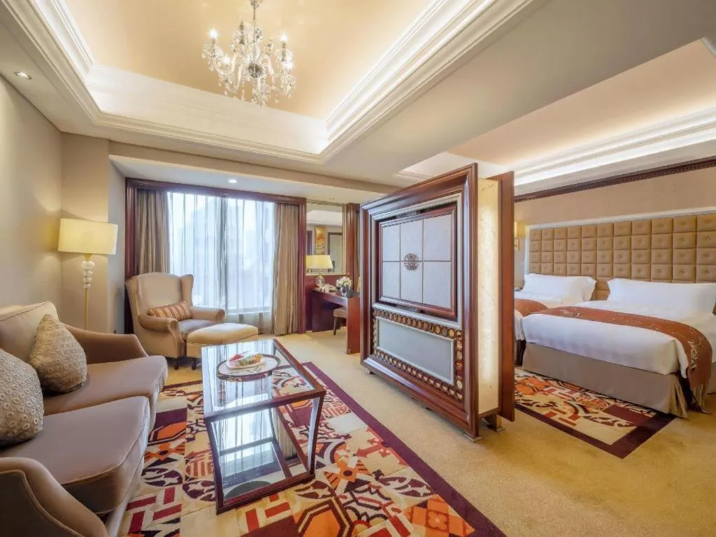 Bed in Shenyang Royal Wan Xin Hotel