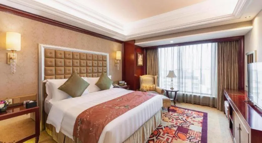 Bed in Shenyang Royal Wan Xin Hotel