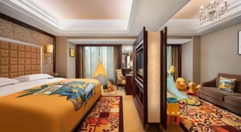 Bed in Shenyang Royal Wan Xin Hotel