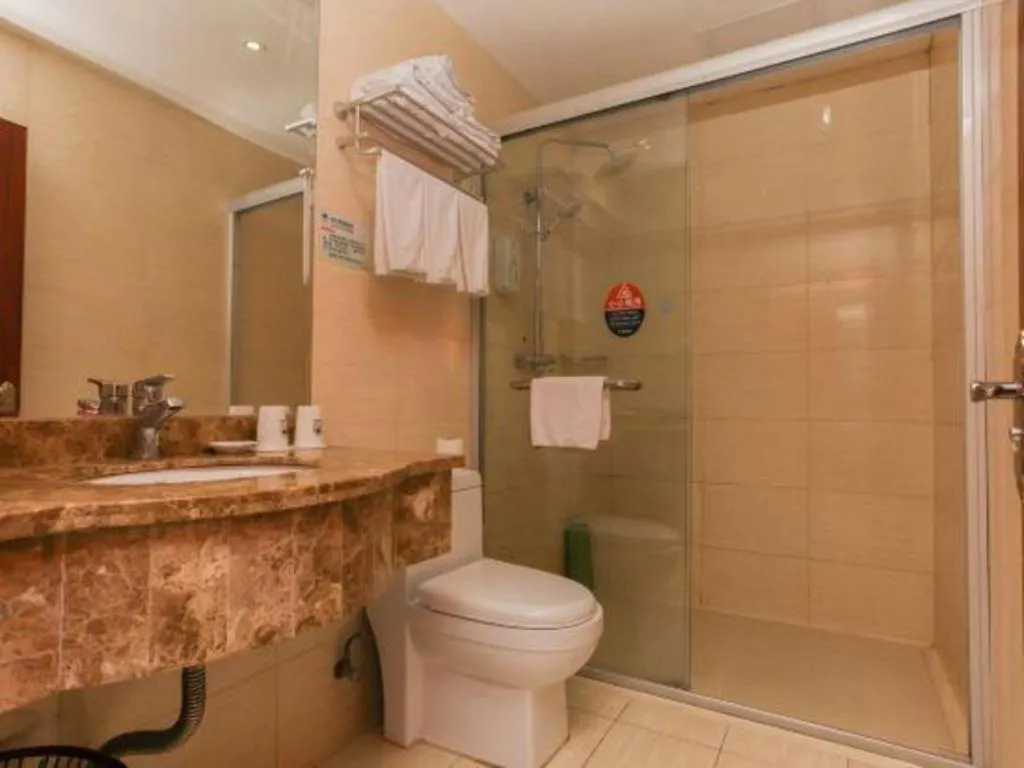 GreenTree Inn Suzhou Railway Station North Square Haobainian Wedding Dress City Express Hotel