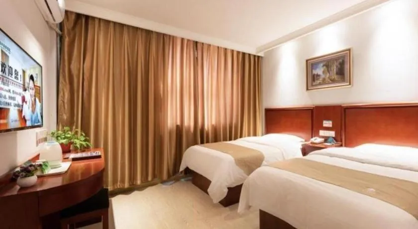 Bed in GreenTree Inn Beijing Tonzhou Maju Bridge No.2 Express Hotel