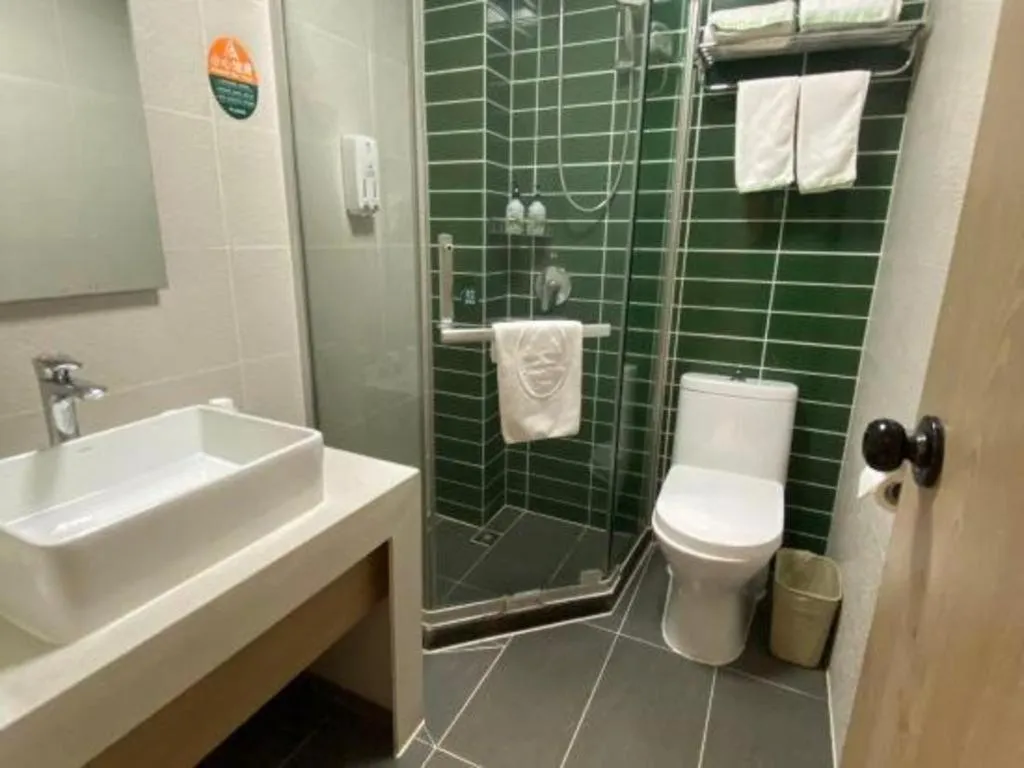 GreenTree Inn Xuzhou High Speed Railway Station Express Hotel