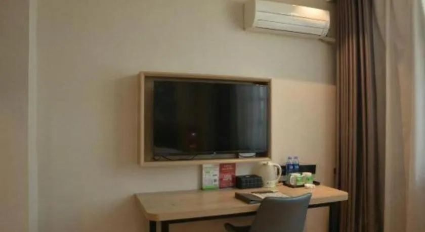 GreenTree Inn Xuzhou High Speed Railway Station Express Hotel